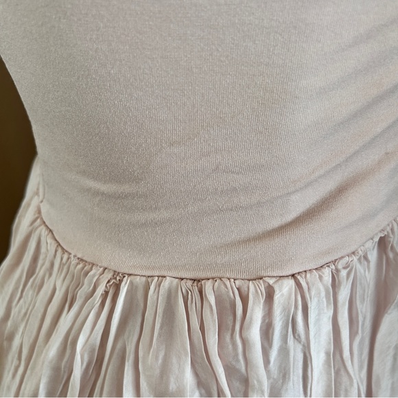 Beautiful Light Pink Silk Dress by JS MILLENIUM. Small - Picture 5 of 7